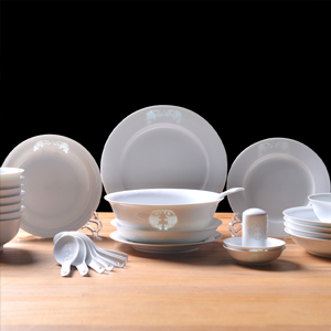 古鎮陶瓷 景德鎮餐具碗盤套裝家用米飯碗湯碗面碗廚房白瓷陶瓷組合 白玲瓏年年有余
